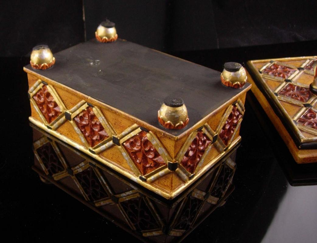 Medieval Box - Fleur de lis top - Vintage renaissance trinket box - footed Jewelry wood case - ornate heavy box