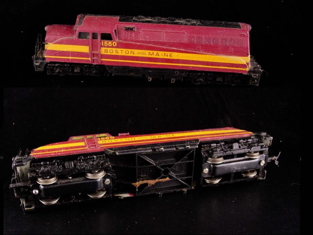 8 Vintage Model Trains - Kadee - Boston locomotives - train collection - Lion Chief - life like metal Railroad HO lot