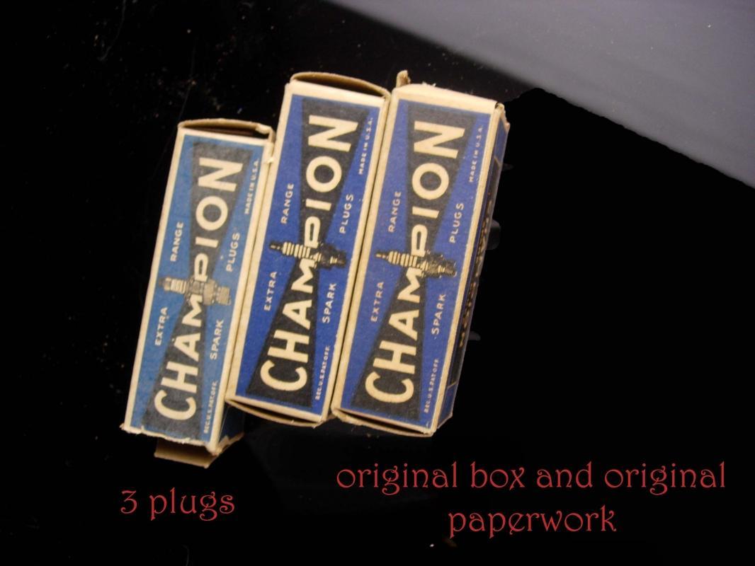 Original box with Vintage CHAMPION J-9 14MM Spark plugs - set of three - original paper work - Mechanic Auto Repair