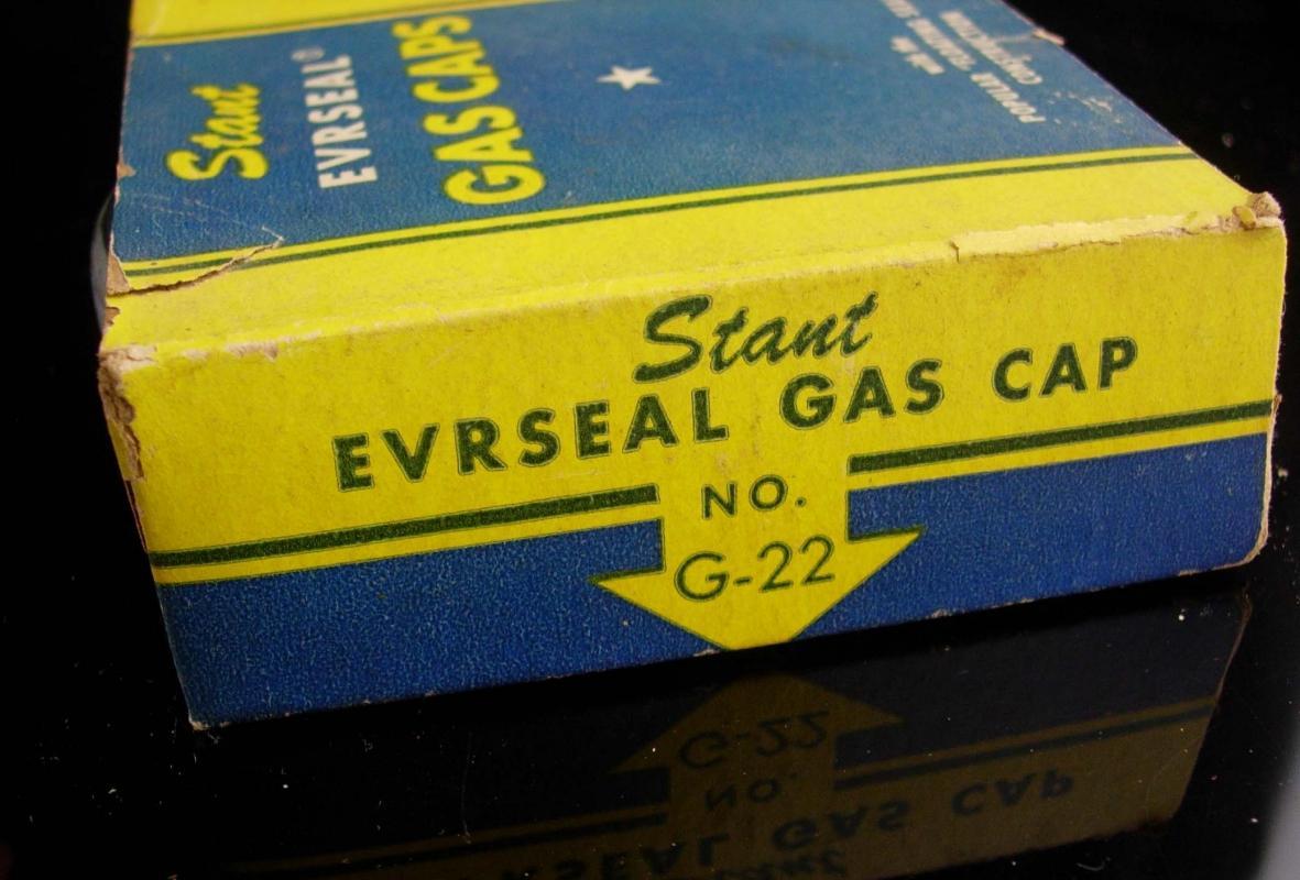 NOS Stant G-22 evrseal Gas Cap 1953 - 1954 - vintage car part - Chrysler DeSoto Dodge Plymouth