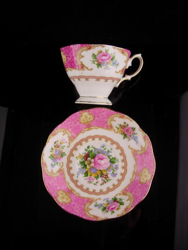 Pink Royal Albert teacup - Vintage Rococco style - Lady Carlyle - gift for mom - pink rose saucer cup - Fine bone china / mother of the bride gift