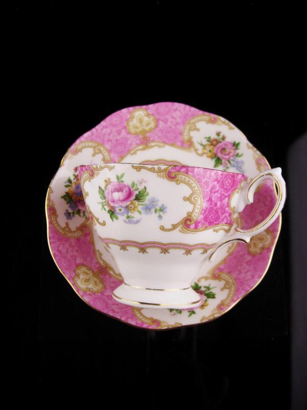 Pink Royal Albert teacup - Vintage Rococco style - Lady Carlyle - gift for mom - pink rose saucer cup - Fine bone china / mother of the bride gift