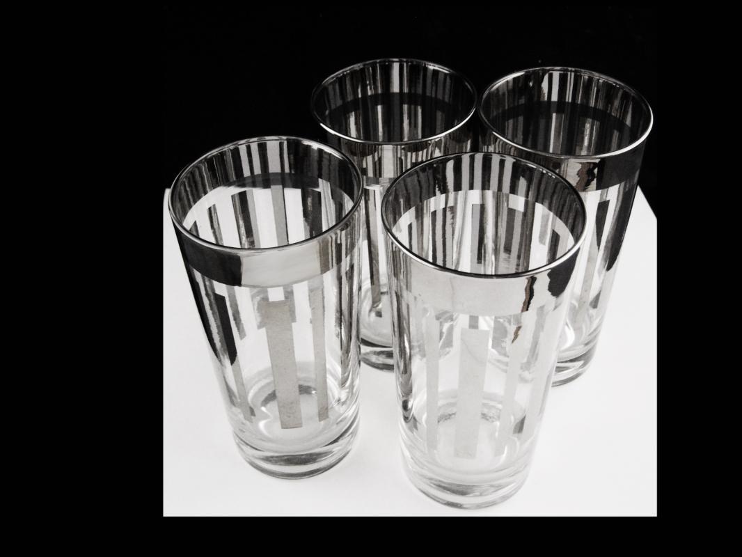 Vintage Dorothy Thorpe Water Glasses - Platinum Rim & Stripes - Chrome silver tumbler Tom Collins set of 4 - mid century modern