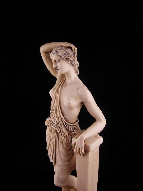 Aphrodite nude figurine/ Vintage Venus statue / 9 1/2