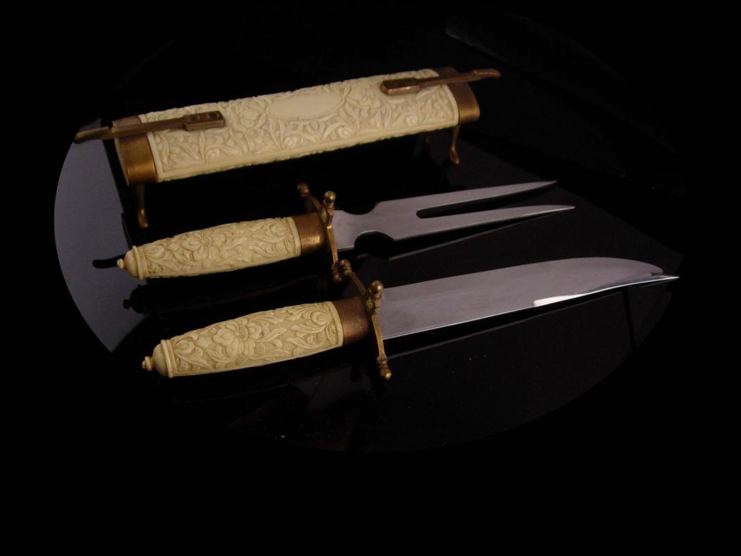 Medieval Cutlery set - samurai set - fifth avenue renaissance revival - meat knife & fork - vintage Englishtown serving pieces