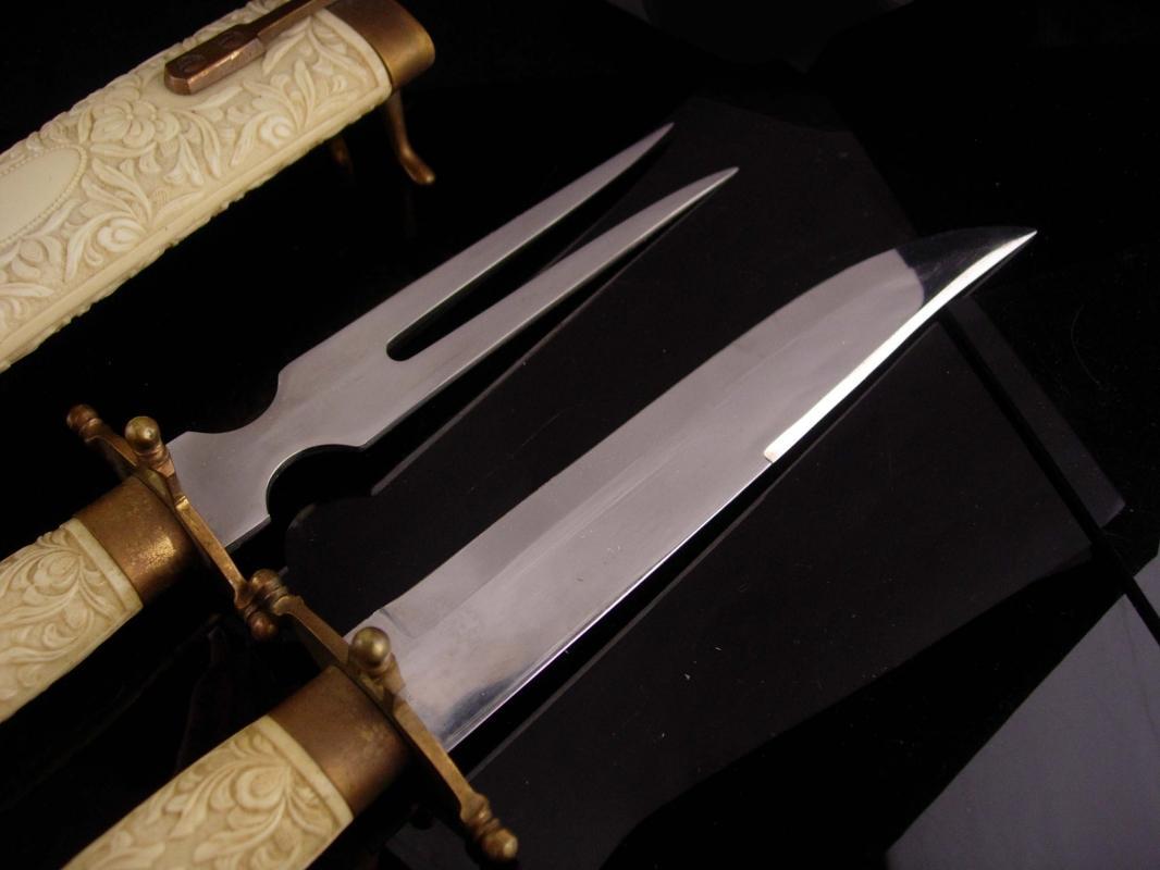 Medieval Cutlery set - samurai set - fifth avenue renaissance revival - meat knife & fork - vintage Englishtown serving pieces