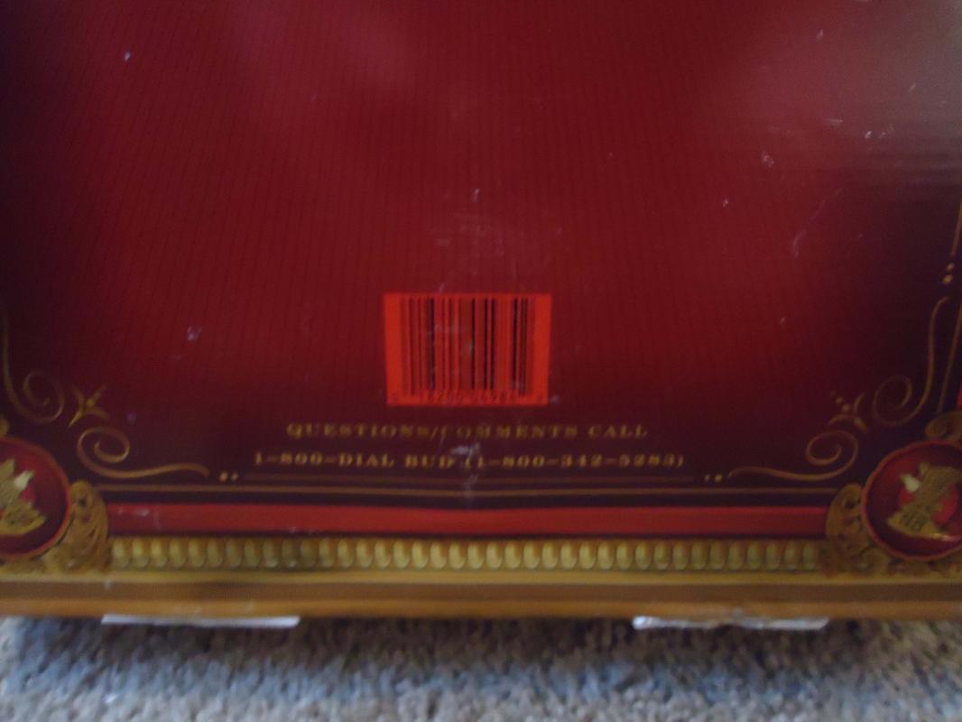 1999 Beer lovers Gift Set Tall Budweiser glasses & Bottle Never opened Mens gift