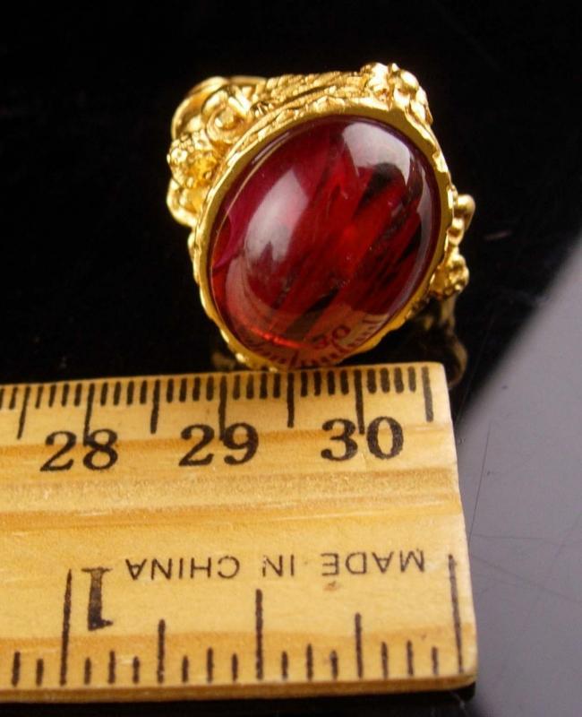 Victorian Cherub Ring - vintage signed estate jewelry - cubid cabochon ring - gothic jewelry - Elizabeth taylor