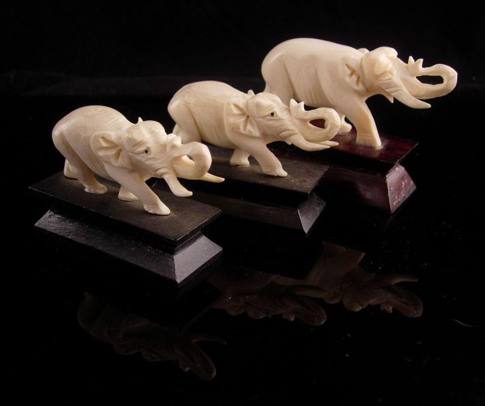 Vintage Elephant statues - 3 carved figurals - Good luck gift - miniature animals