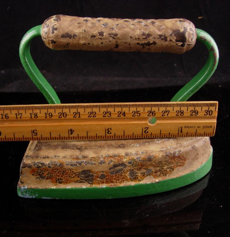 Antique green Sad Iron - cast iron door stop - vintage ironing device - flat iron