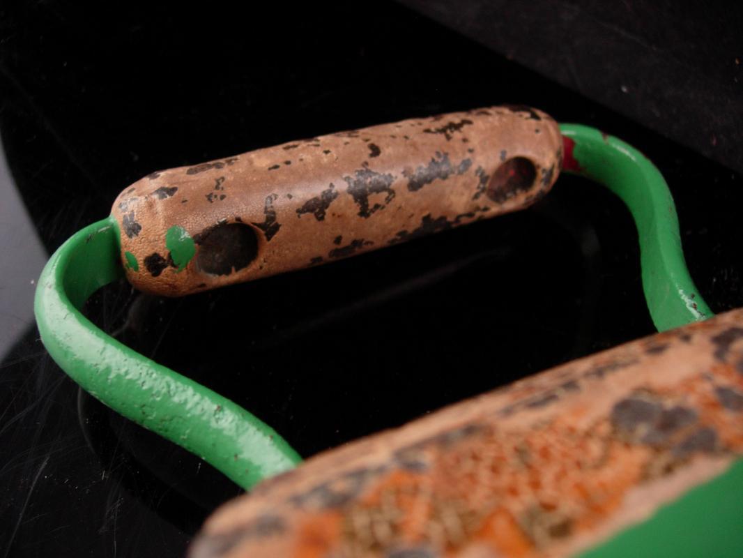 Antique green Sad Iron - cast iron door stop - vintage ironing device - flat iron