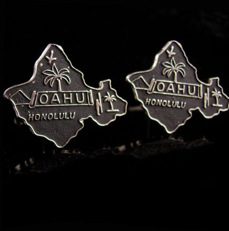 Hawaiian Cufflinks Vintage Oahu set - Hawaii Cuff links - souvenir tourist jewelry - mens unusual gift - honeymoon gift