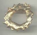 Brooch/Christmas/Contemporary Goldtone Holly Wreath Pin