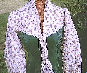 Clothing/C.1970's GunneSax Cream&Green Velvet