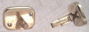 Cuff Links/Designer/SWANK/Goldtone W/Applied&Enameled Harness Racer