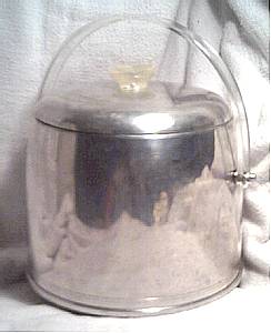 Kitchen Item(s)/Alluminum Insulated Ice Bucket W/Clear Lucite Handle