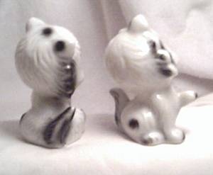 Household Item(s)/ Kitten Figurines
