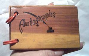 Souviner/ Osarks Cedarwood Autograph Book