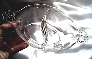 Glass/Sm. Etched Divided Bowl/Clear