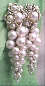 Earrings/Clip Ons/Contemporary/Large-Oversized/Faux Pearl Shoulder Dusters
