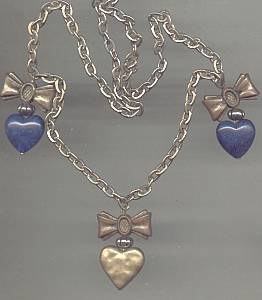 Necklace/Contemporary/Chain With Three Heart Charms