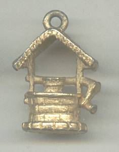 Charm(s)/Goldtone Wishing Well