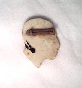 Brooch/Molded Plastic Indian Brave Profile