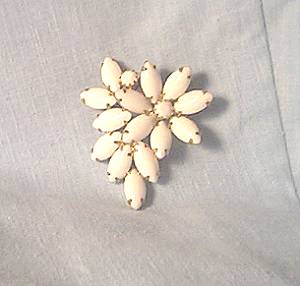 Brooch/White Navette Floral Motif