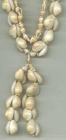 Necklace/Tourist Type Shell Necklace W/Shell Tassle