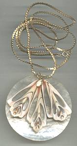 Necklace/Tourist Type/Shell Madallion On GT Chain