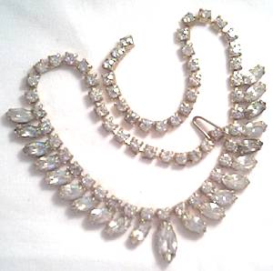 Necklace/Unsigned 1950's Fringe Style Rhinestone