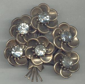 Fur Clip/1930's Huge Floral W/Huge Cleasr R/S