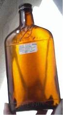Bottle(s)/One Pint Size Amber Bottle W/Insiced Horn&Crop Detail
