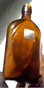 Bottle(s)/One Pint Size Amber Bottle W/Incised Design Detail