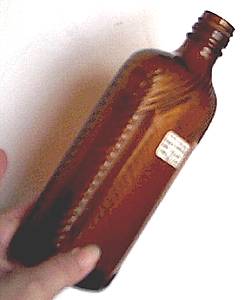 Bottle(s)/One Pint Size Amber Bottle W/Incised Design Detail
