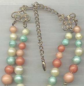 Necklace/1960's 2-Strand Pastel Beads