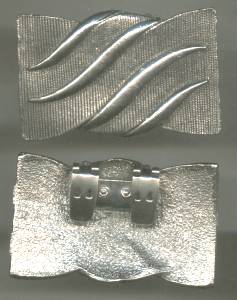 Shoe Clips/Silvertone/Bow Shaped W/Smooth Gentle