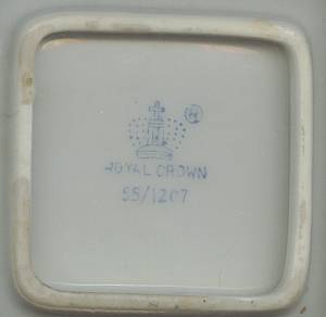 Smoking Item(s)/Ceramic AshtraySmall Square/Royal Crownark/Transfer Deco Of 1903 Cadillac Auto