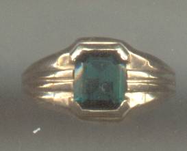 Ring/Boys/Small Man's/10KT Yellow Gold/Green Glass Stone