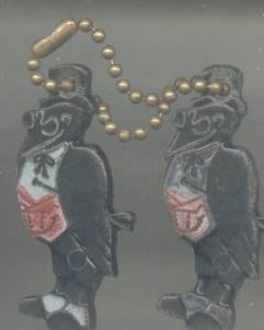 Key Chain/2-Old Crow Plastic/Figurals