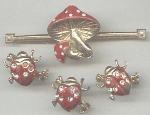 Set(s)GT Collar Bar/Clip W/Enaml Mushroom & 3 Enamel Lady Bug Scatter Pins