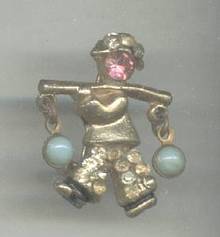 Brooch/Pin/Small Chinse Water Boy Figural