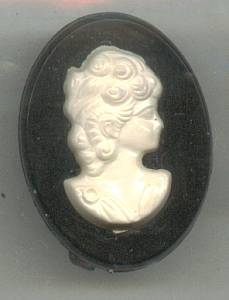 Brooch/Pin/Small Pastic Cameo/Black With White Lady Profile