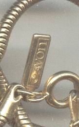 Necklace/Designer AVON GT Snake Chain W/LG SQ Glass Stone