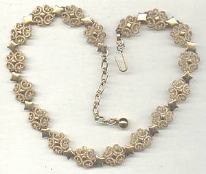 Necklace/Choker/Designer AVON GT Geometric Fillagree