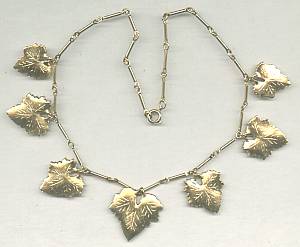 Necklace/Unsigned GT With Grape Leaves