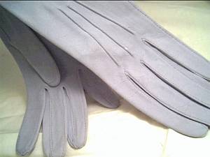 Gloves/Ladies Powder Blue Suede/Size6 1/4/