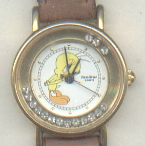 Watch/Tweetie Bird/Goldtone With Loose Rhinestone Ring/