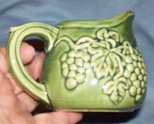 Porcelain/Pottery/Green Glaze Grape Motif Creamer