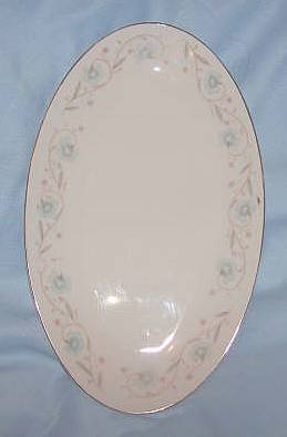 Porcelain/Small Oval Plate/Japan